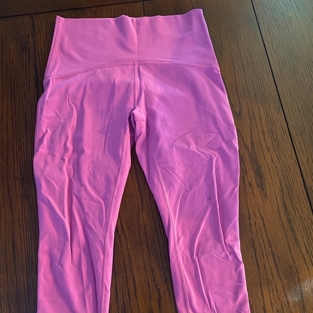 Athleta pink cropped leggings